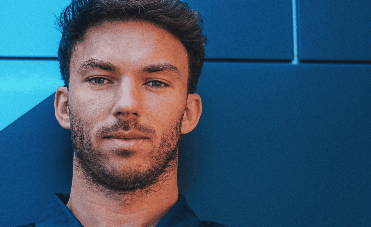 Un moment de tension dans le garage d'Alpine